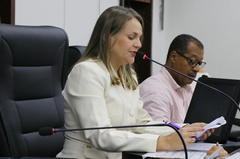 Apresentação_relatório_final_CPI_OBRAS_(08/06/26)_CRED_DERICK_HENRIQUE_IMPRENSA_CMC