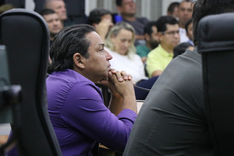 Apresentação_relatório_final_CPI_OBRAS_(08/06/26)_CRED_DERICK_HENRIQUE_IMPRENSA_CMC