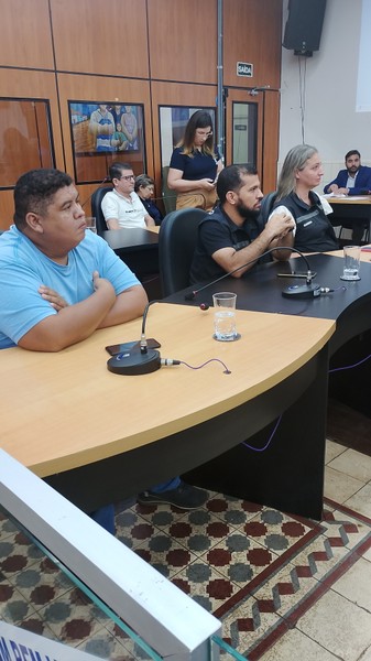 Audiência_publica_lei_silêncio_08.07.25_CRED_CMC- Copia.jpg