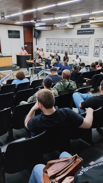 Audiência_publica_lei_silêncio_08.07.25_CRED_CMC- Copia.jpg