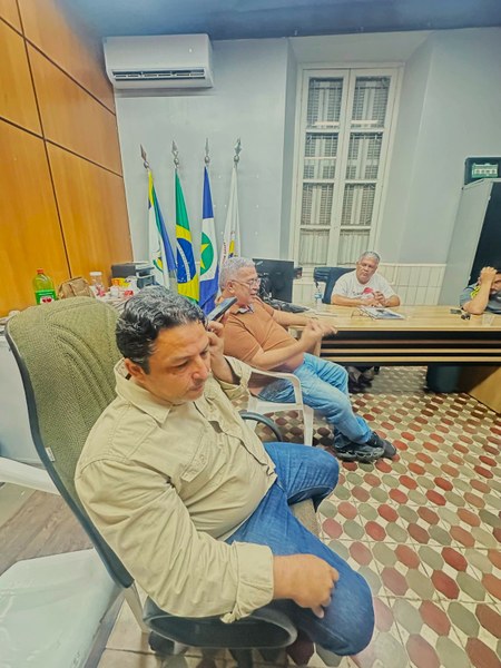 Reunião emergencial da saúde (02.05.2025)_CRED_CMC