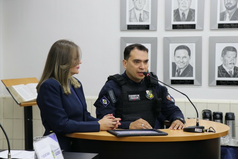 Sessão_Ordinária_08_06_26_moção_PM_CHARLES_cred_Derick_Henrique_Imprensa_CMC.jpegmoção3.jpeg