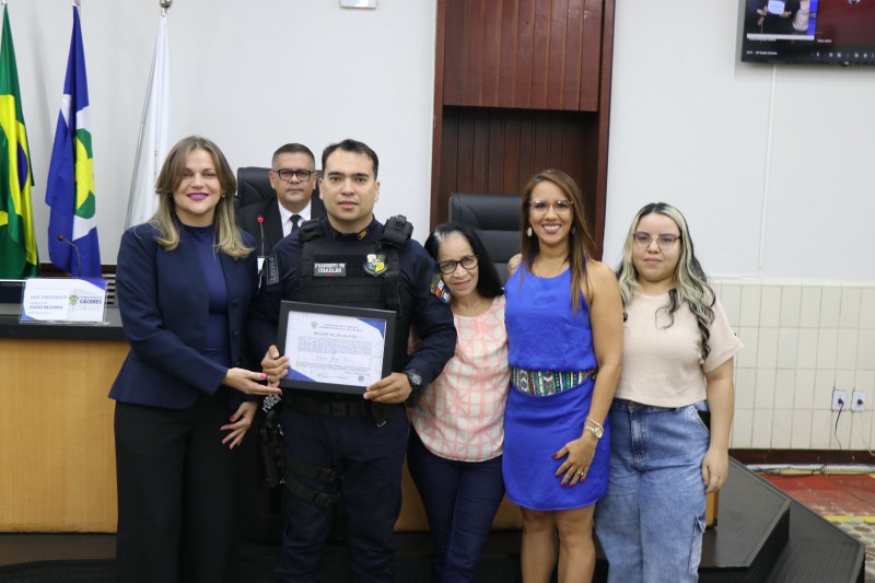 Sessão_Ordinária_08_06_26_moção_PM_CHARLES_cred_Derick_Henrique_Imprensa_CMC.jpeg