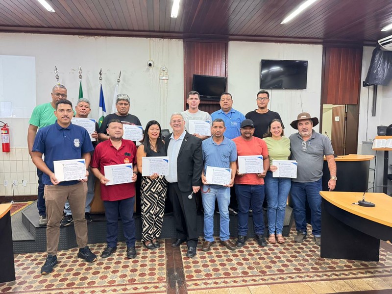 Homenagens grupo Amor em Ação e motoristas de saúde (21.10.25)_CRED_CMC