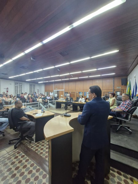 Lançamento_Livro_sobre_história_da_Câmara Municipal (08.09.2025)_CRED_CMC
