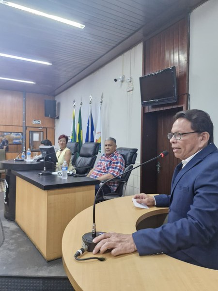 Lançamento_Livro_sobre_história_da_Câmara Municipal (08.09.2025)_CRED_CMC
