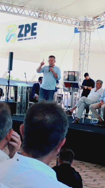 MARCO HISTÓRICO: INAUGURAÇÃO DE OBRAS NA CIDADE E DA ZPE (24.10.25)_CRED_CMC