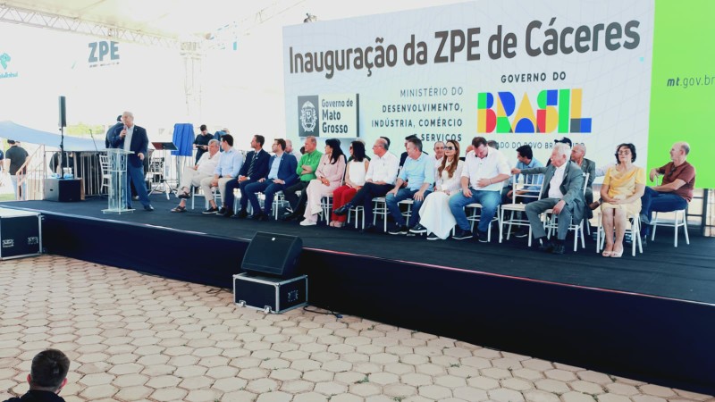 MARCO HISTÓRICO: INAUGURAÇÃO DE OBRAS NA CIDADE E DA ZPE (24.10.25)_CRED_CMC