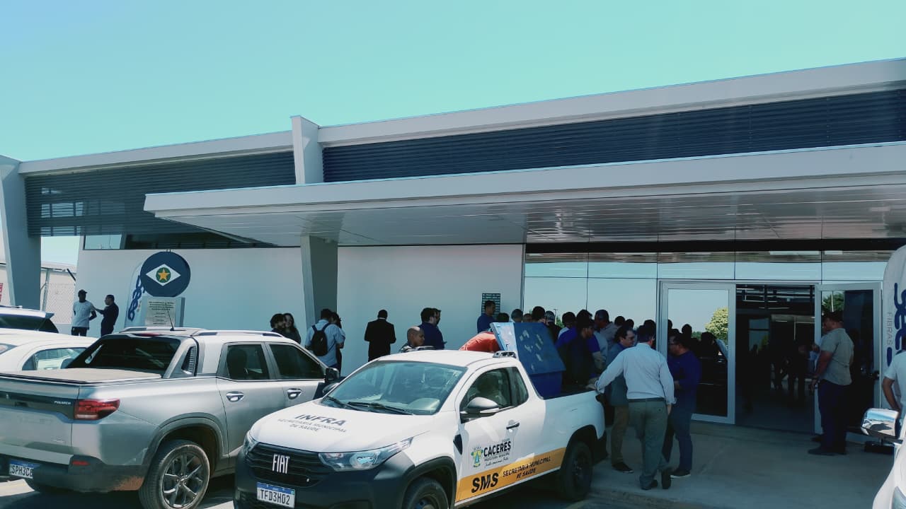 MARCO HISTÓRICO: INAUGURAÇÃO DE OBRAS NA CIDADE E DA ZPE (24.10.25)_CRED_CMC