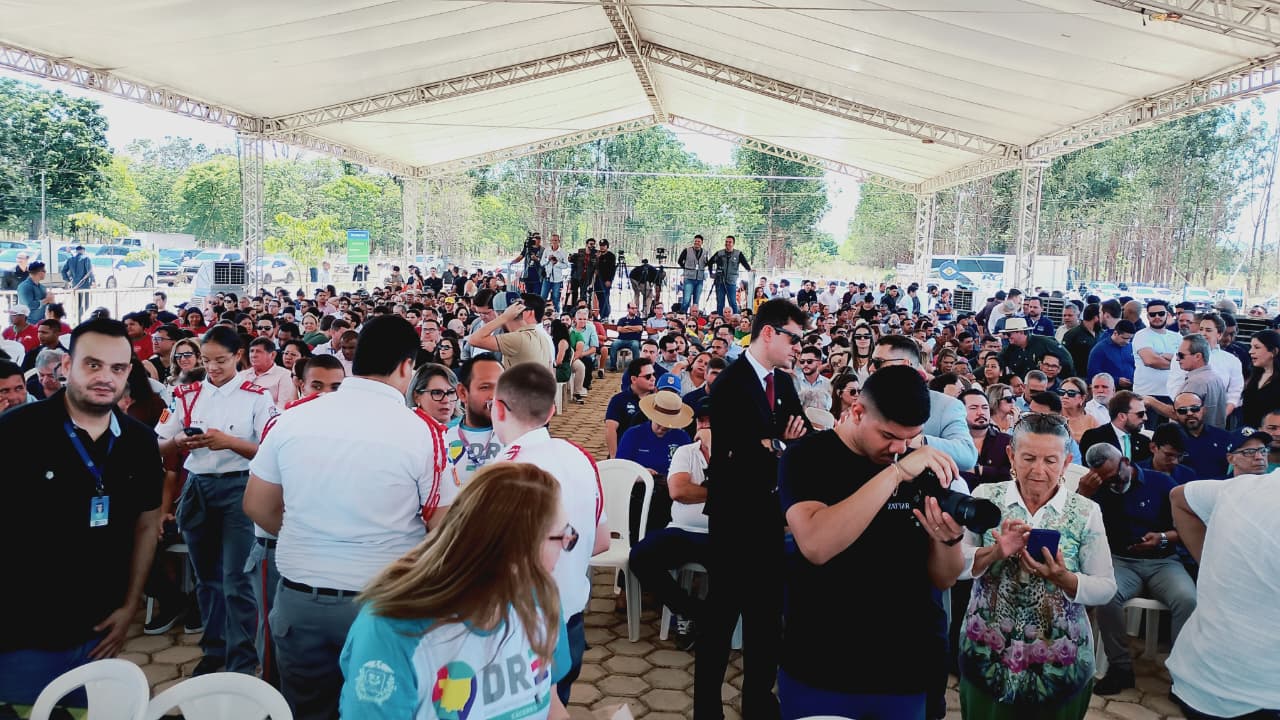 MARCO HISTÓRICO: INAUGURAÇÃO DE OBRAS NA CIDADE E DA ZPE (24.10.25)_CRED_CMC