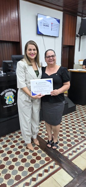 Moção_Aplausos_profissionais_enfermagem_27_05_26_cred_Imprensa_CMC