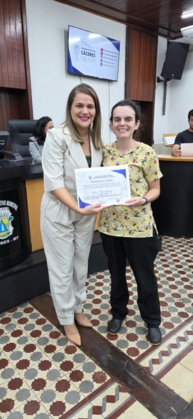 Moção_Aplausos_profissionais_enfermagem_27_05_26_cred_Imprensa_CMC