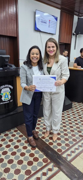 Moção_Aplausos_profissionais_enfermagem_27_05_26_cred_Imprensa_CMC