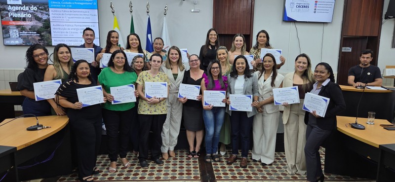 Moção_Aplausos_profissionais_enfermagem_27_05_26_cred_Imprensa_CMC