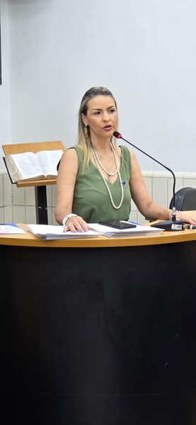 Moção_Aplausos_profissionais_enfermagem_27_05_26_cred_Imprensa_CMC
