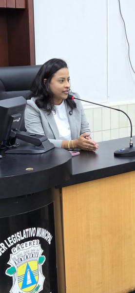 Moção_Aplausos_profissionais_enfermagem_27_05_26_cred_Imprensa_CMC