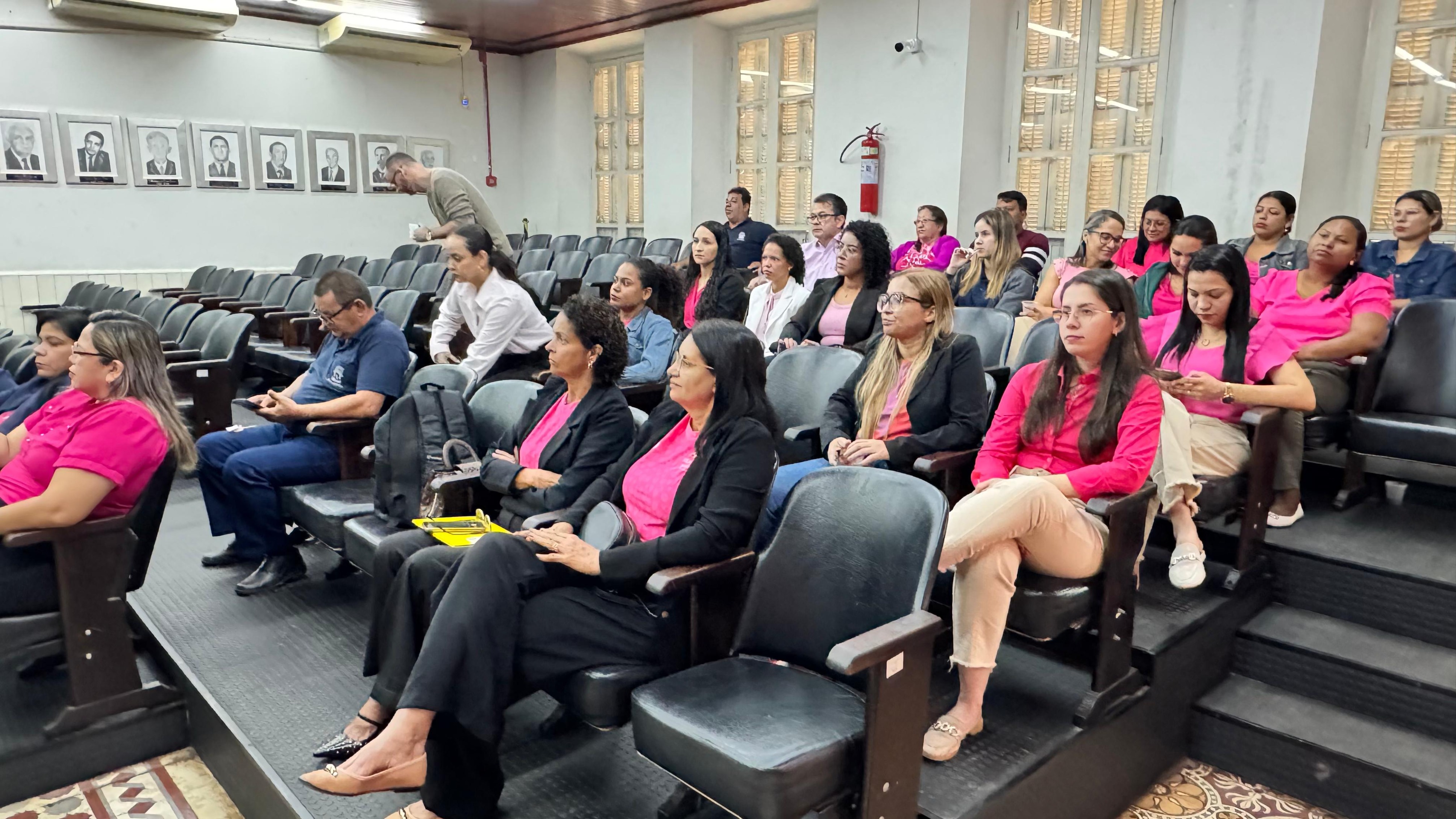 Palestra Outubro Rosa (30.10.25)_CRED_CMC