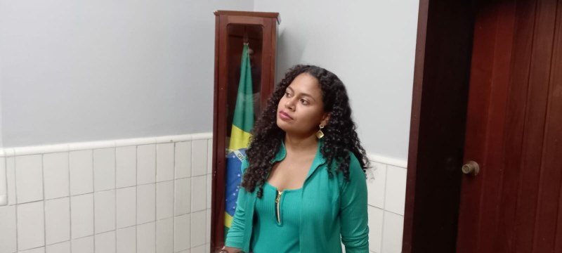 Nova servidora da Câmara de Cáceres, Valdira de Oliveira, é empossado com técnica administrativa da Casa de Leis .Foto: CMC