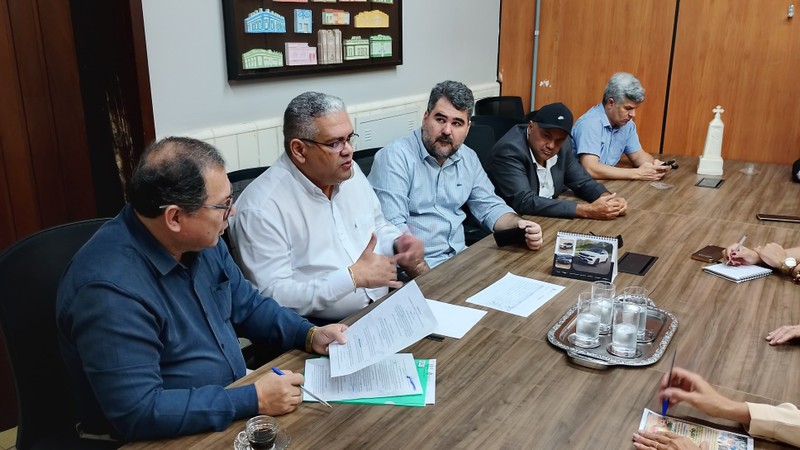 Reunião Gabinete Presidência Dia da Bolívia em Cáceres (10.07.25)_CMC