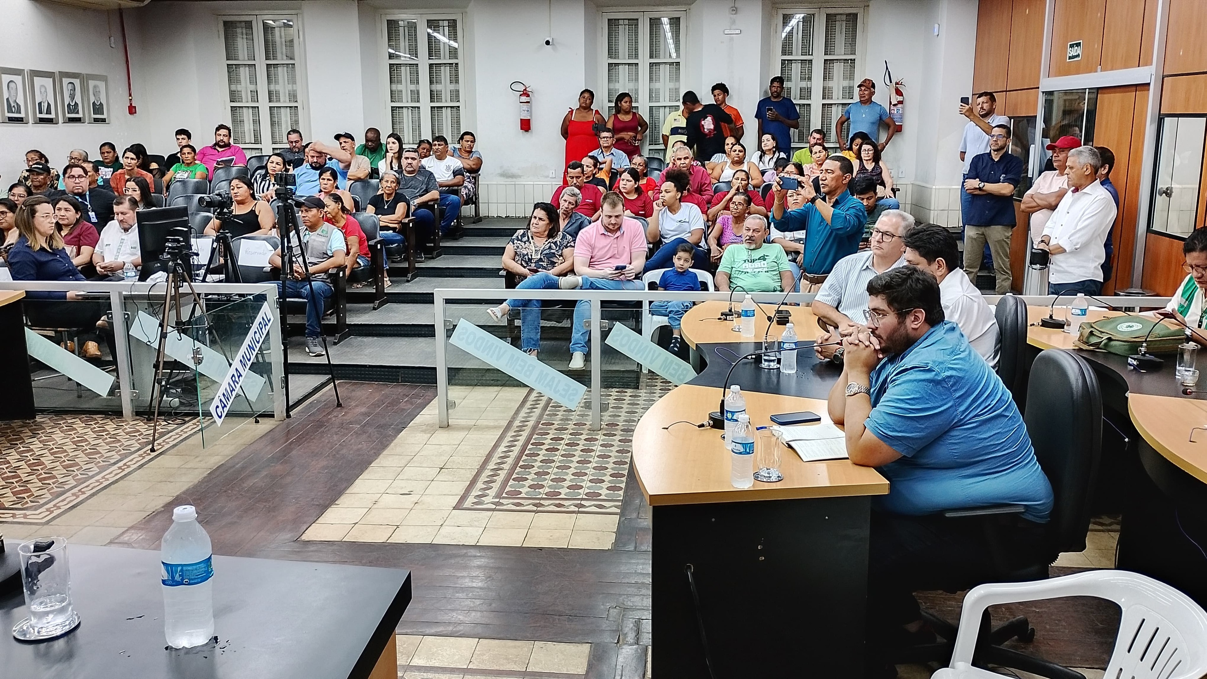 Reunião Pública para debater crise na saude de cáceres_Cred_CMC