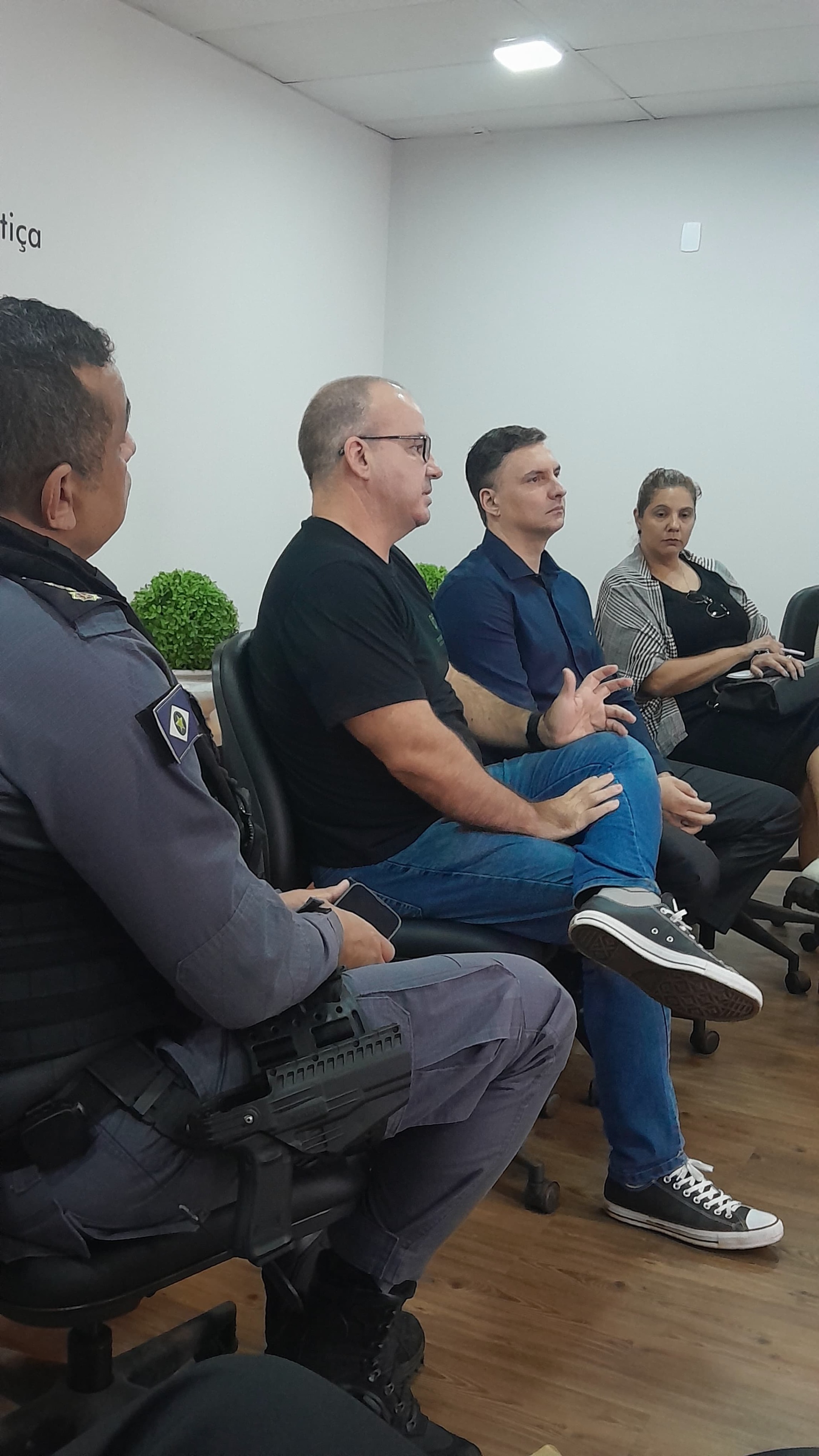 Rede de Enfrentamento à Violência contra Mulher_CRED_CMC