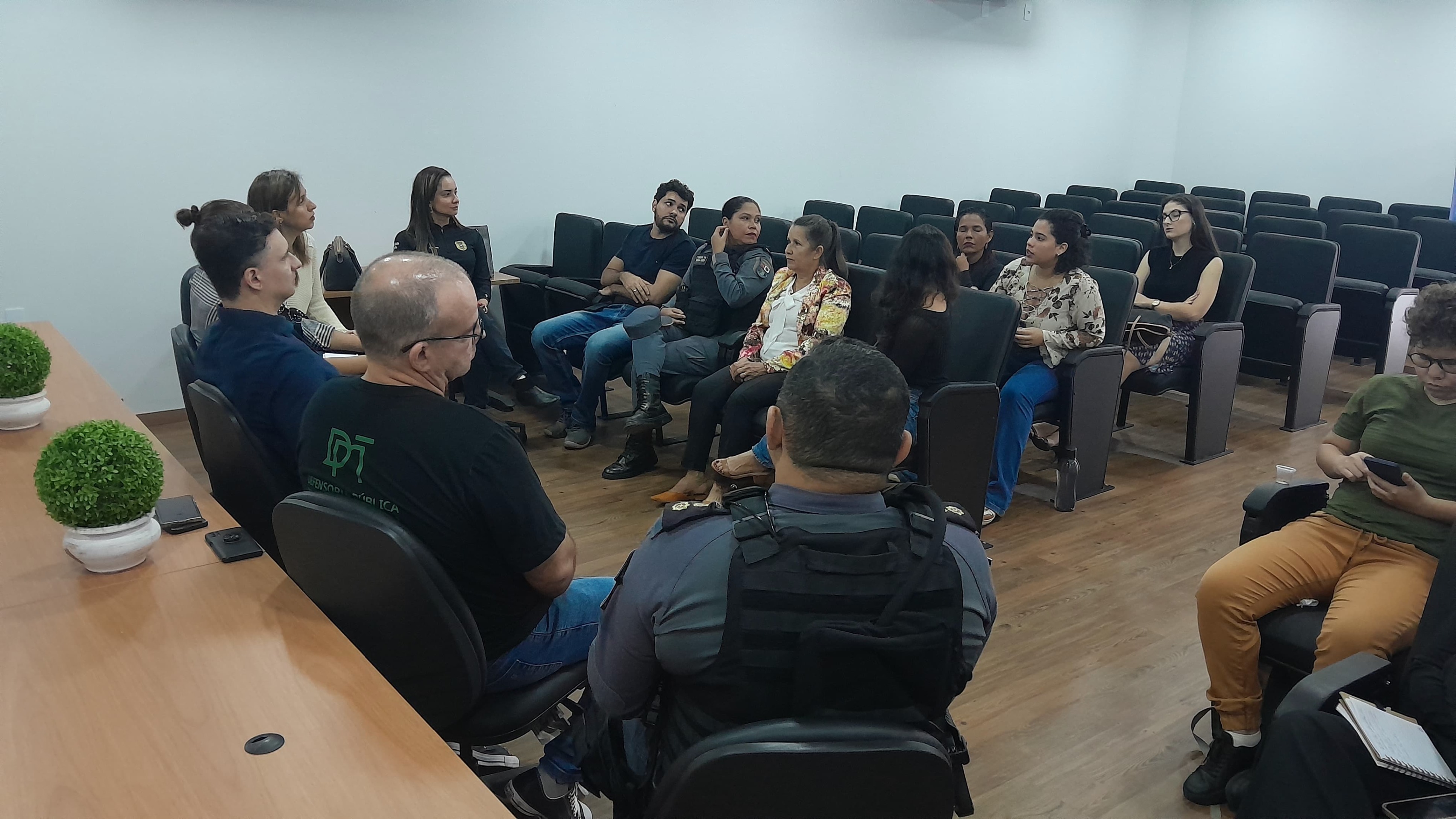 Rede de Enfrentamento à Violência contra Mulher_CRED_CMC