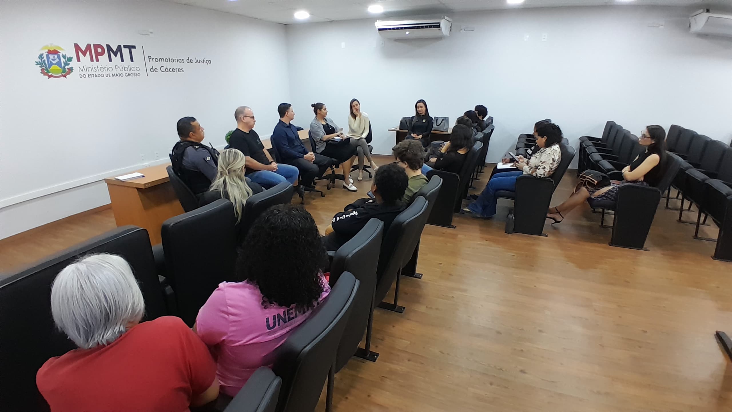 Rede de Enfrentamento à Violência contra Mulher_CRED_CMC