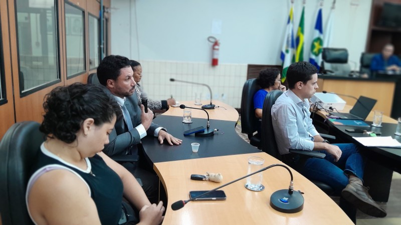 Reunião uso adequado das praças (12.02.25)_CRED_Sec. Imprensa_CMC