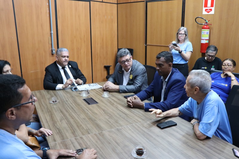 Visita_rotary_club_01.12.25_Cred_Imprensa_CMC