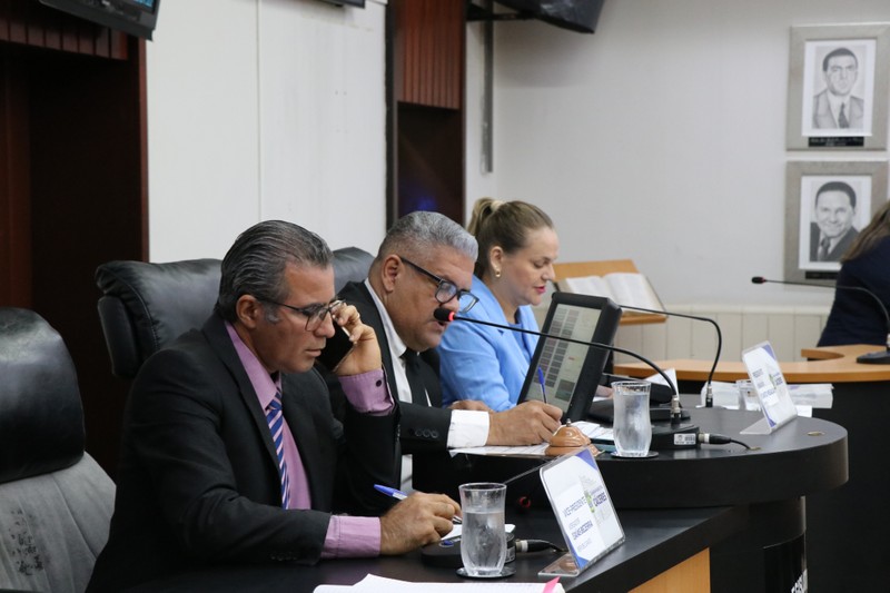 Sessão_ordinária_01.12.25_CRED_Imprensa_CMC