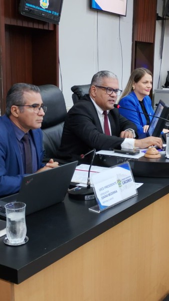  Sessão_ordinária_(03.11.25)_cred_CMC