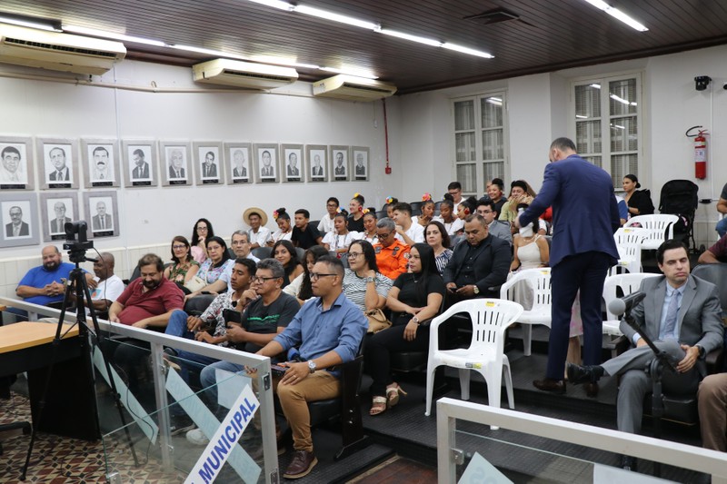 Sessão Solene em homenagem a personalidades de Cáceres (01.12.25)_Cred_Imprensa