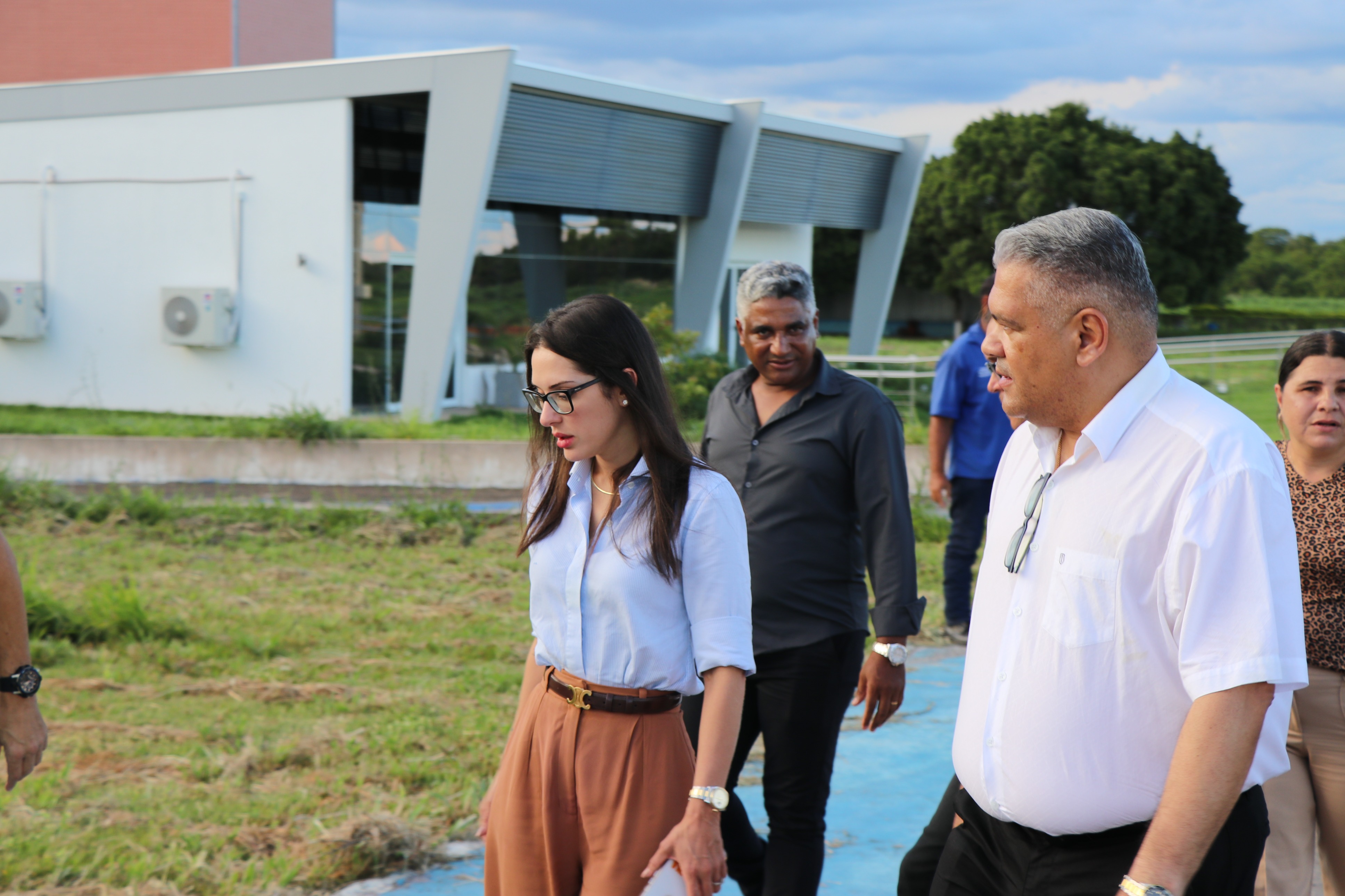 Sessão Solene em homenagem a personalidades de Cáceres (01.12.25)_Cred_Imprensa