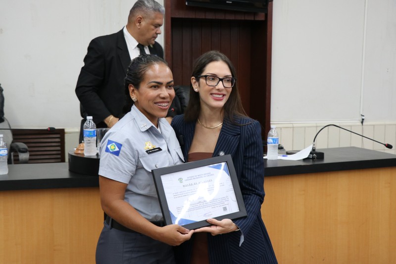 Sessão Solene em homenagem a personalidades de Cáceres (01.12.25)_Cred_Imprensa