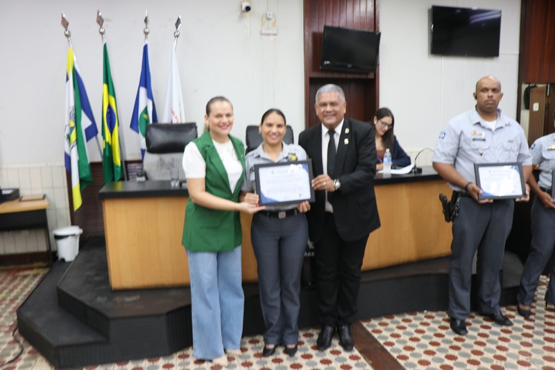 Sessão Solene em homenagem a personalidades de Cáceres (01.12.25)_Cred_Imprensa