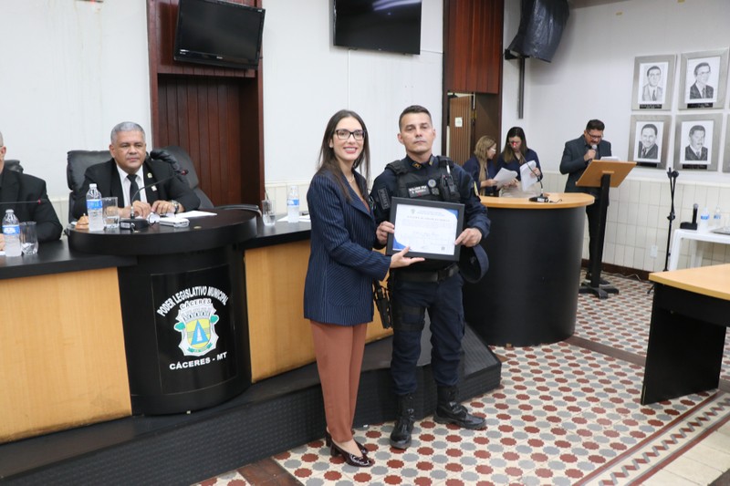 Sessão Solene em homenagem a personalidades de Cáceres (01.12.25)_Cred_Imprensa