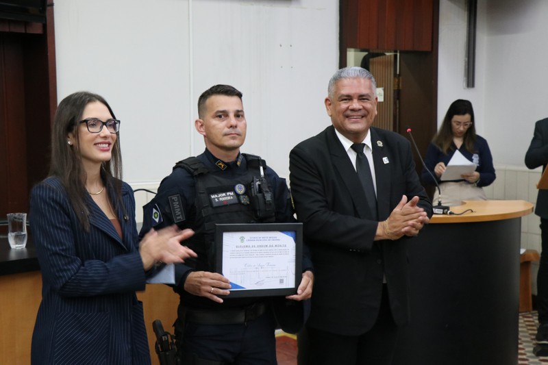 Sessão Solene em homenagem a personalidades de Cáceres (01.12.25)_Cred_Imprensa