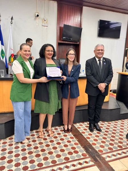 Sessão Solene em homenagem a personalidades de Cáceres (01.12.25)_Cred_Imprensa