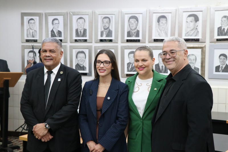 Sessão Solene em homenagem a personalidades de Cáceres (01.12.25)_Cred_Imprensa
