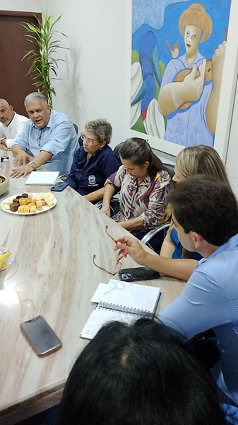 Visita comissão estadual de saúde em Cáceres_Cred_CMC