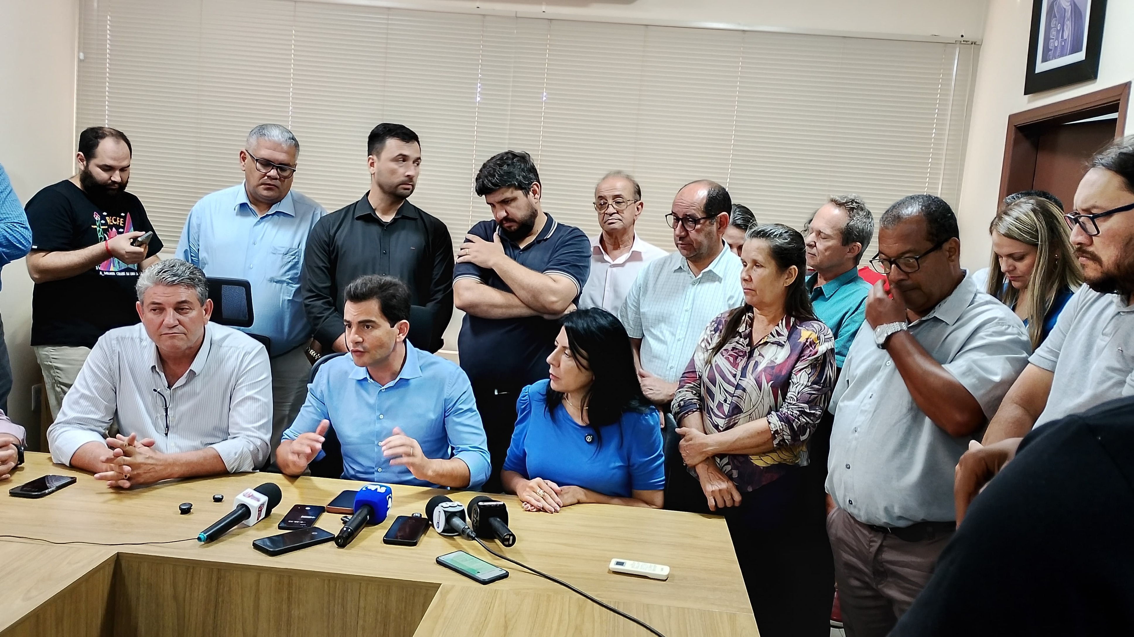 Visita comissão estadual de saúde em Cáceres_Cred_CMC