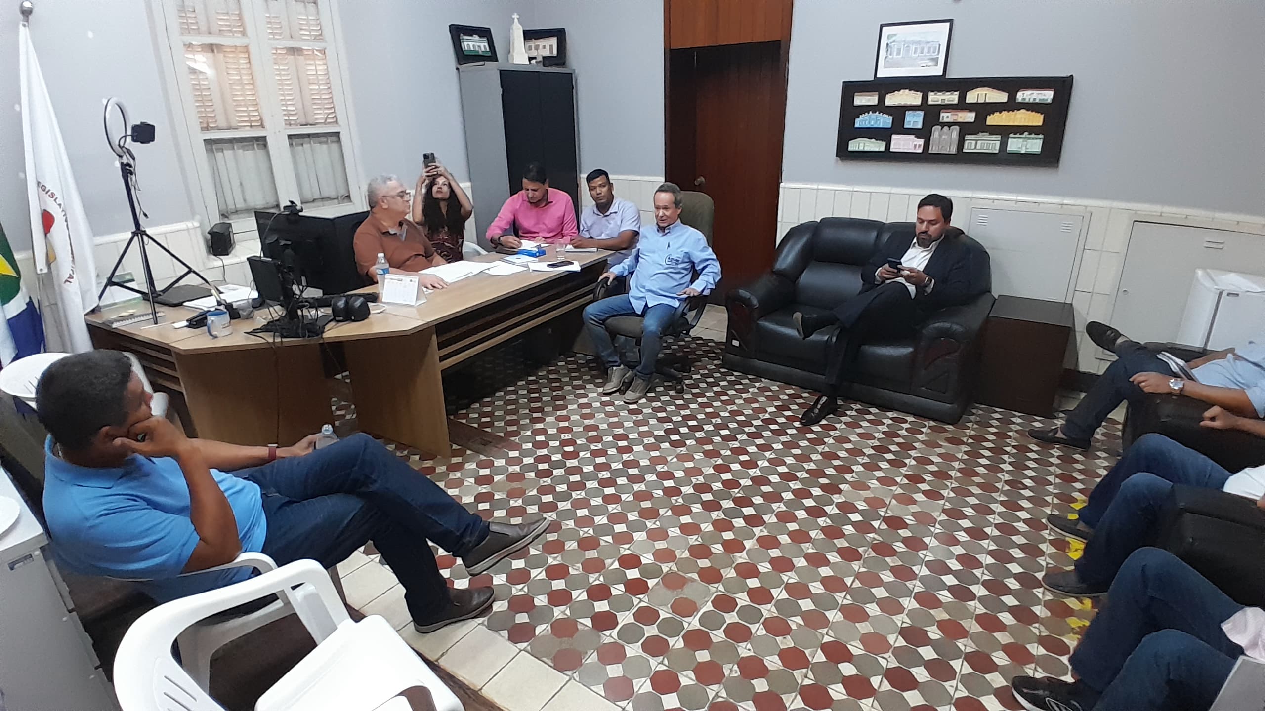 ÁGUAS PANTANAL: Explicacão sobre reajuste da água não convenceu, diz vereador