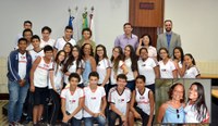 Alunos do Instituto Santa Maria visitam a Câmara