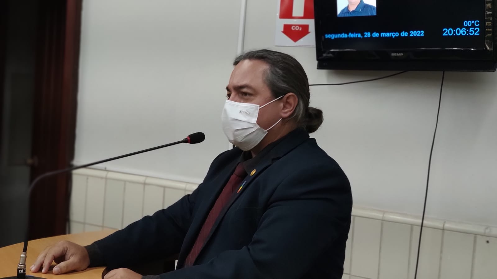 Após aprovação de pagamento de precatórios do FUNDEB a Estados e Municípios, requerimento busca dar transparência quanto à existência de ações judiciais pendentes contra o fundo