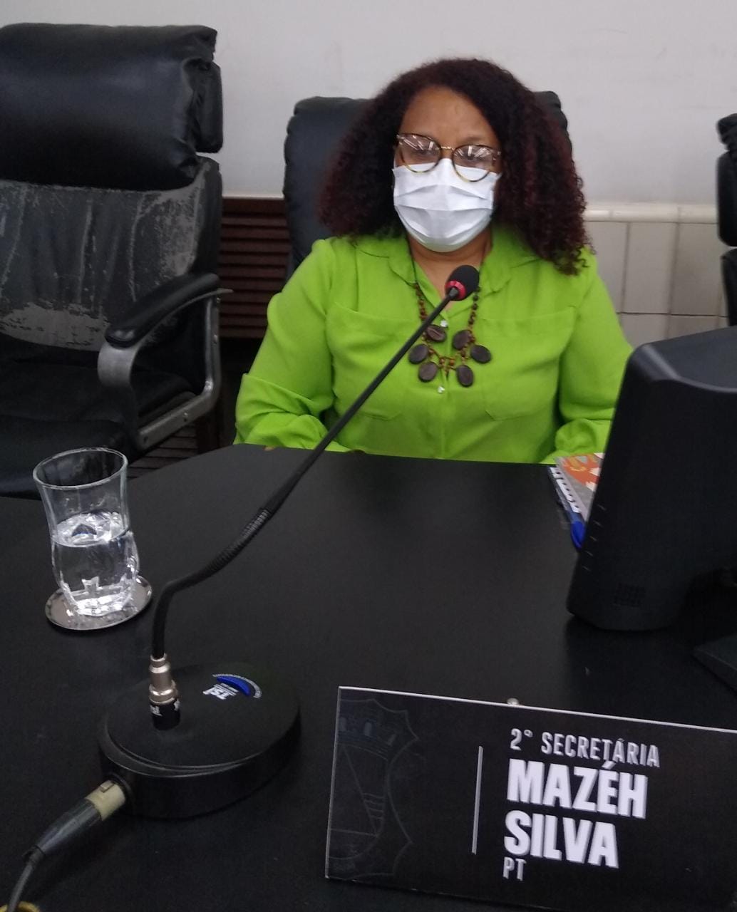 Após relatos de alagamentos dentro de escolas, requerimento solicita que Executivo apresente alvarás de funcionamento expedidos pelo Corpo de Bombeiros