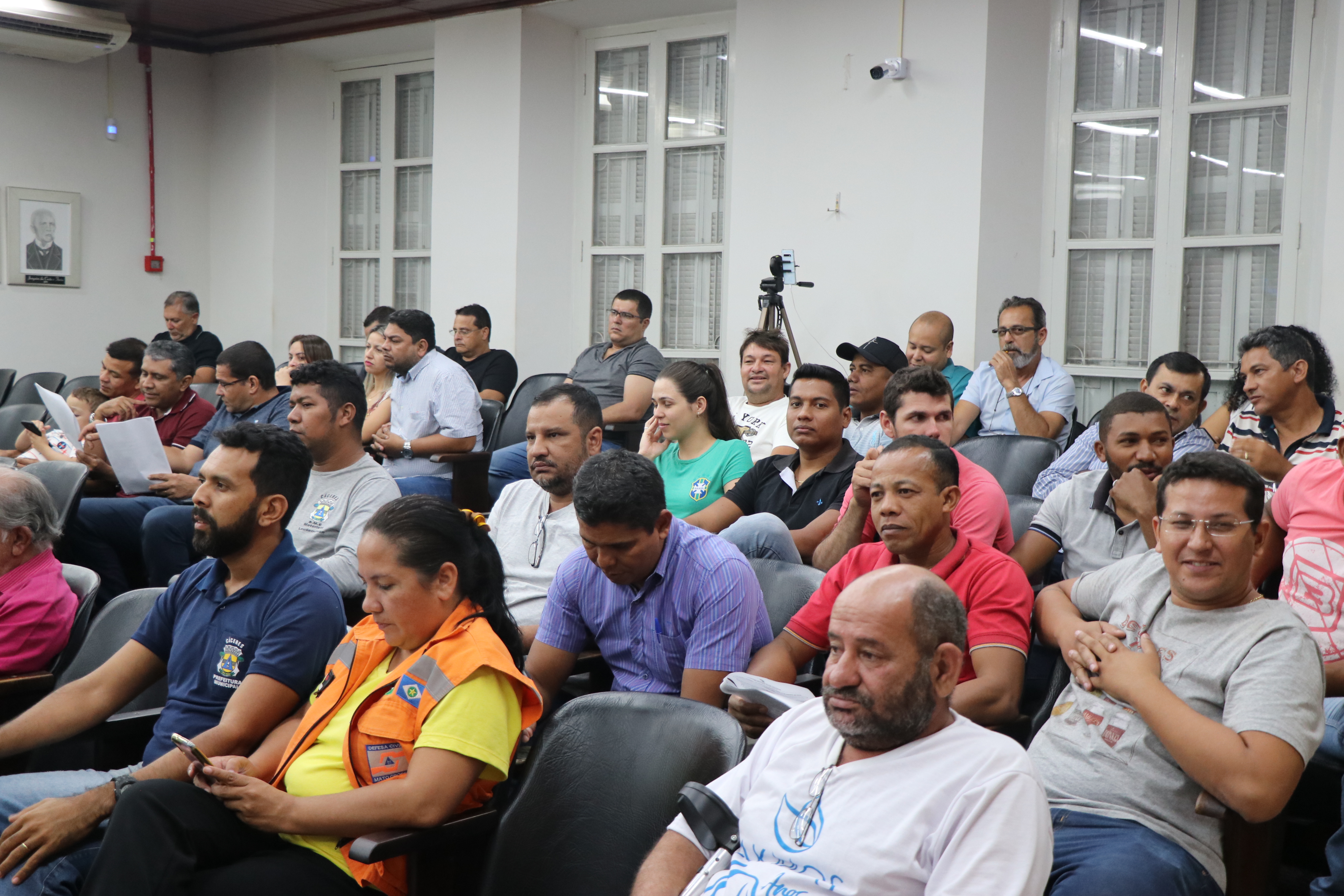 Vereadores aprovam títulos a cidadãos ilustres de Cáceres e moções de aplauso em Sessão Ordinária; confira os nomes