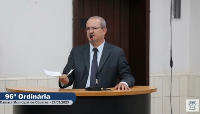 Câmara cobra prefeitura sobre falta de sinalização de trânsito, pavimentação asfáltica e podas de árvores