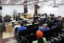 Câmara de Cáceres discute contratação do Carnaval, fiscalização de moradias e propostas para educação e enchentes