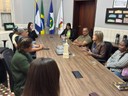 Câmara de Cáceres discute políticas públicas para autistas e neurodiversos com Associação AMAND-MT