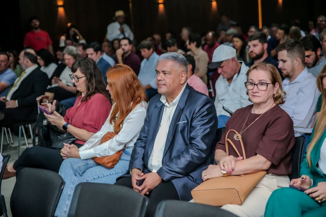 Câmara de Cáceres marca presença em lançamento de projeto milionário para Agricultura Familiar